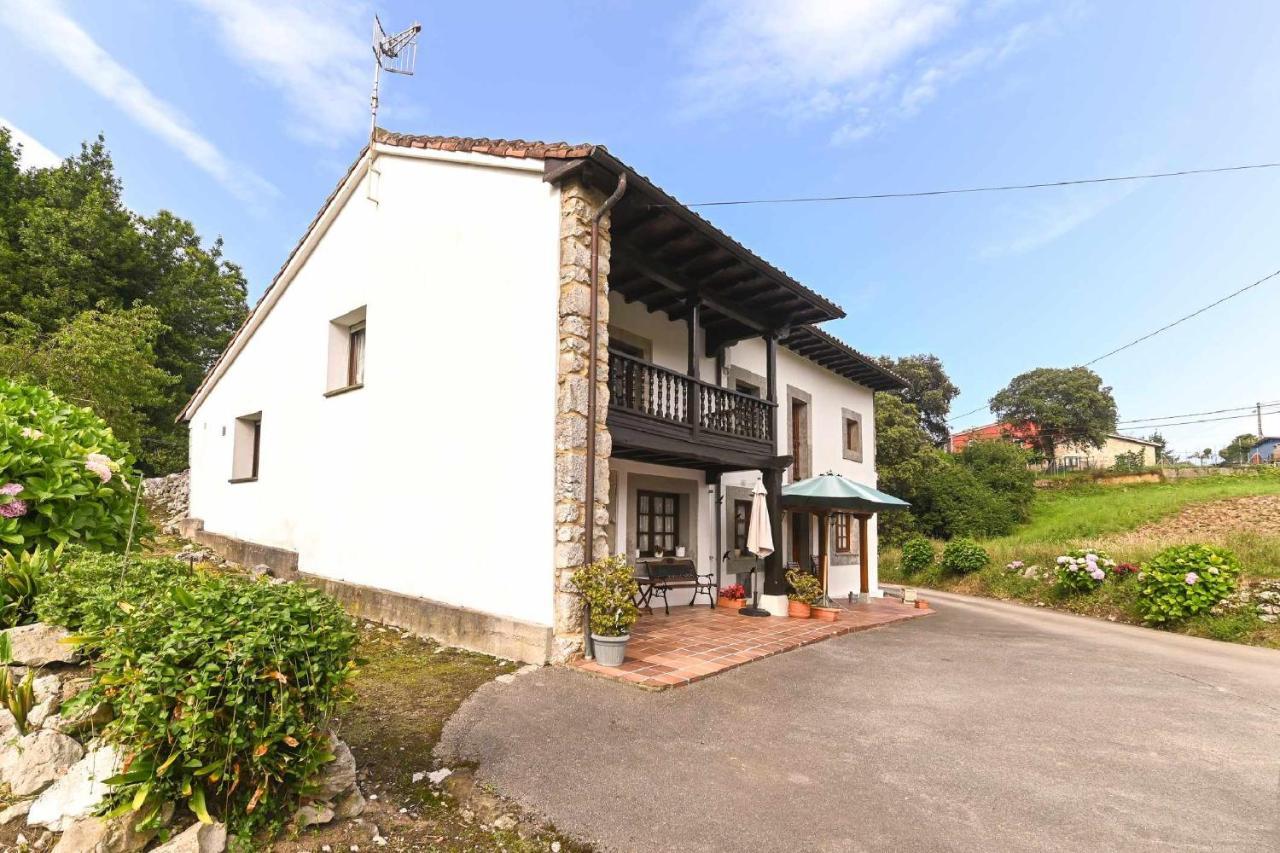リャネス Casa Vacacional Paulaヴィラ エクステリア 写真